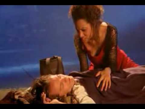 Δεν Ξέρω Πώς Να Τον Αγαπήσω