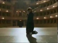 Ο Μπαρίσνικοφ Χορεύει ένα Ρωσικό Τραγούδι