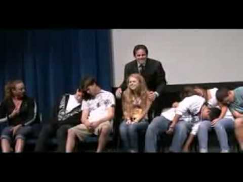 Υπνωτισμένοι Μαθητές στο Σχολείο Park Vista High School  (1/2)