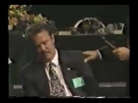 Υπνωτισμένος και Κολλημένος!