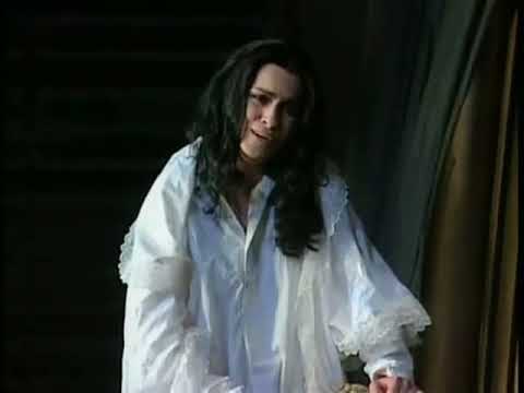 La Traviata, του Βέρντι (σοπράνο: Άντζελα Γκεοργκίου)